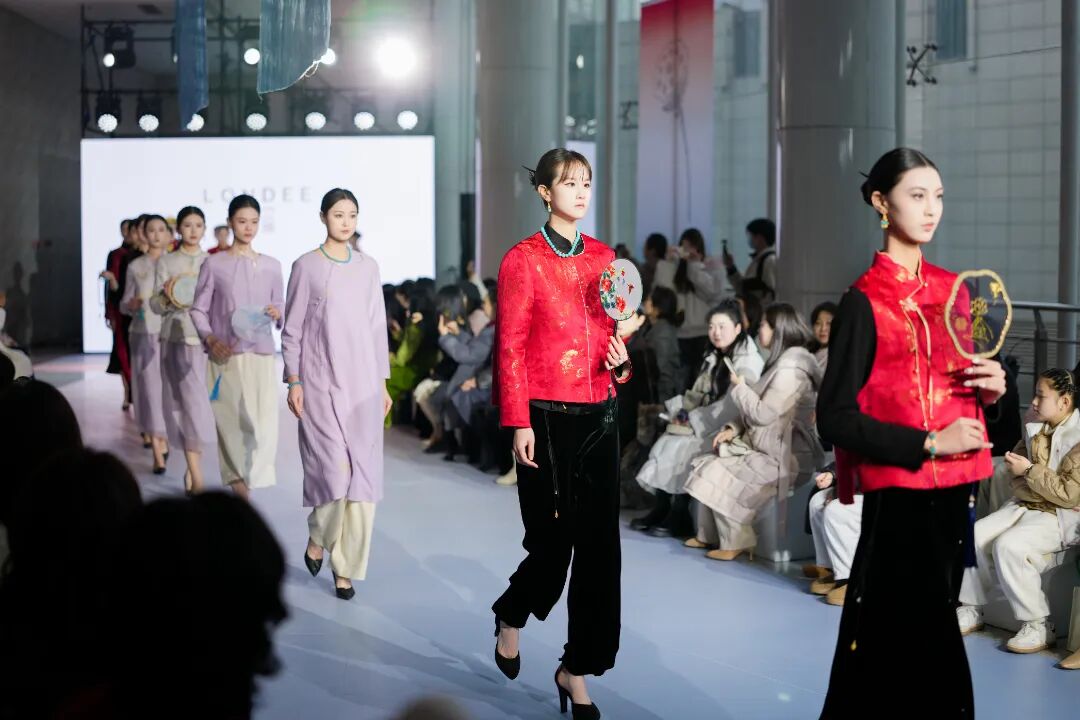 Z6���������й������ٷ���վ